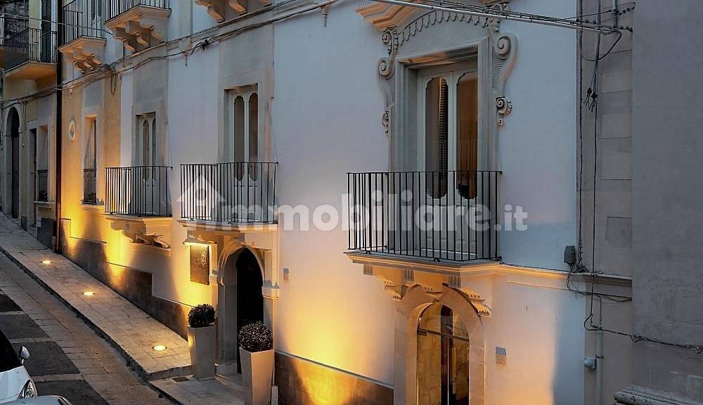 Palazzo - Edificio in vendita a Ragusa