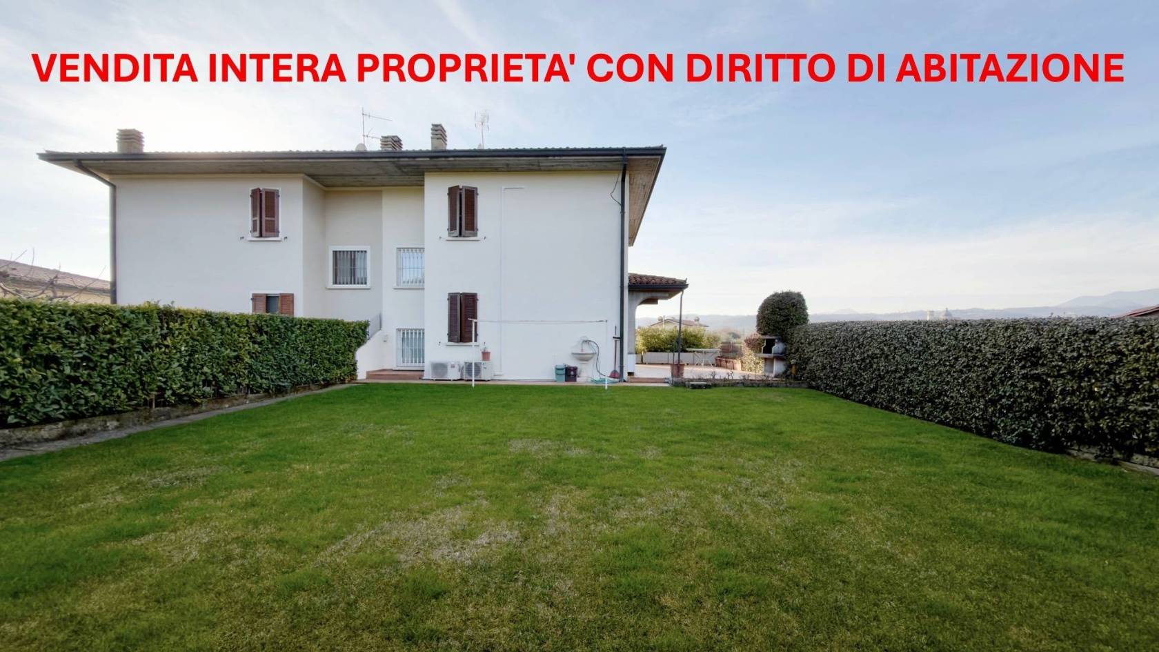 Villa in vendita a Puegnago sul Garda