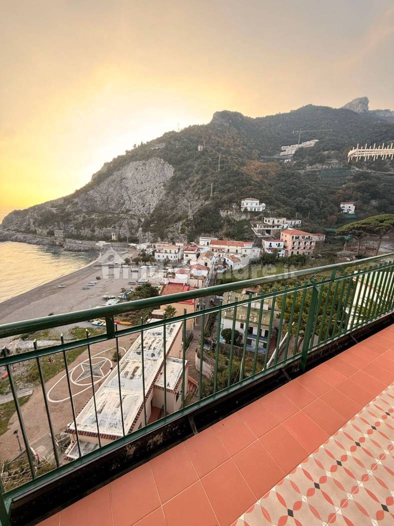 Appartamento in vendita a Maiori