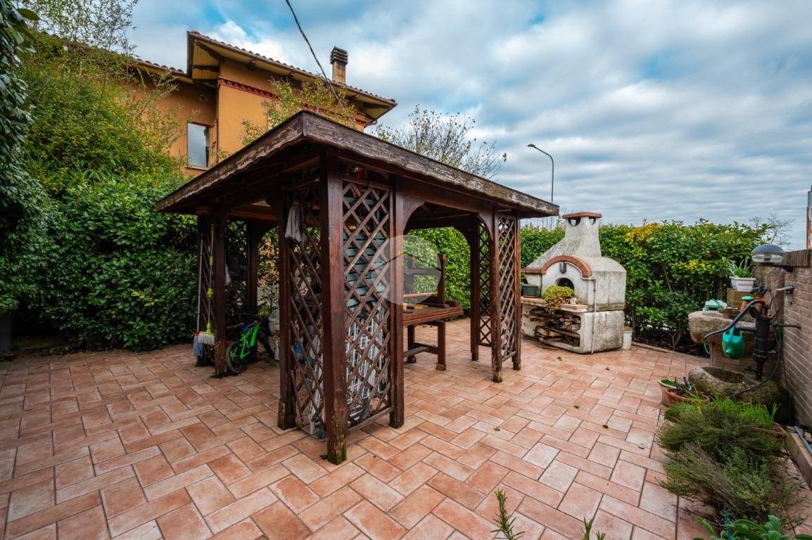 Appartamento in vendita a Zola Predosa