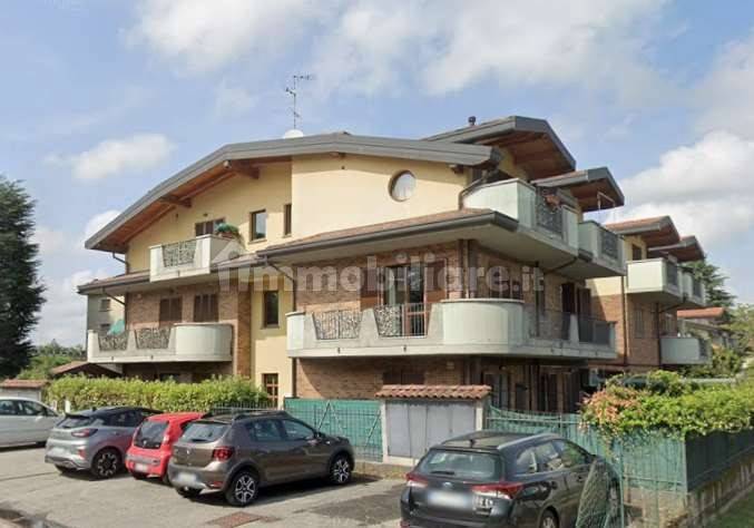 Appartamento in vendita a Seveso