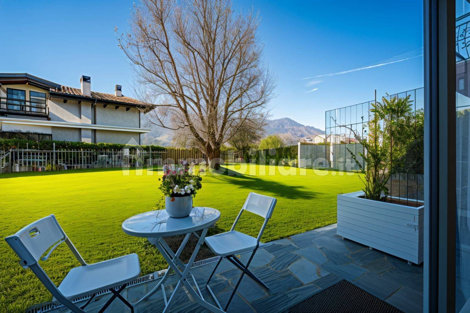 Appartamento in affitto a Abbadia Lariana