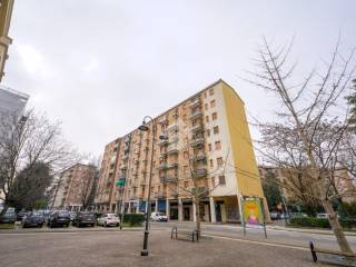 2-room flat via della Pietra 25, Borgo Panigale, Bologna