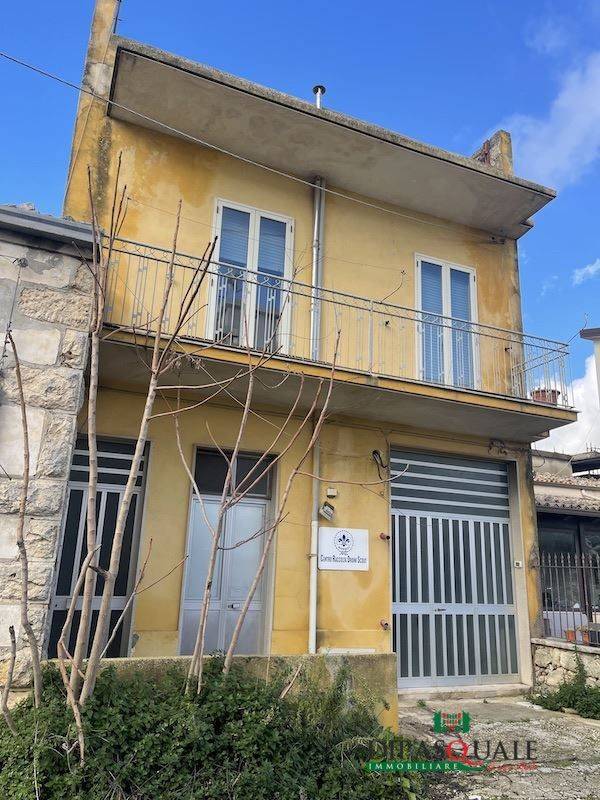 Casa indipendente in vendita a Ragusa