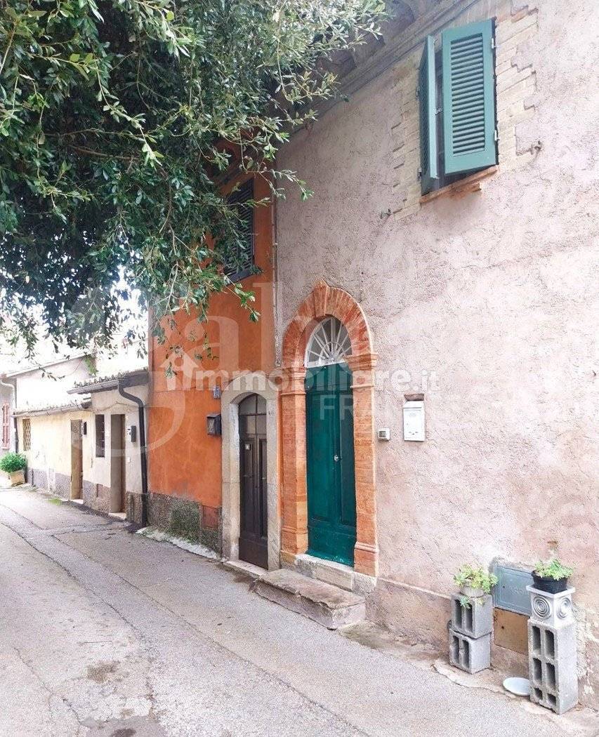 Appartamento in vendita a Amelia