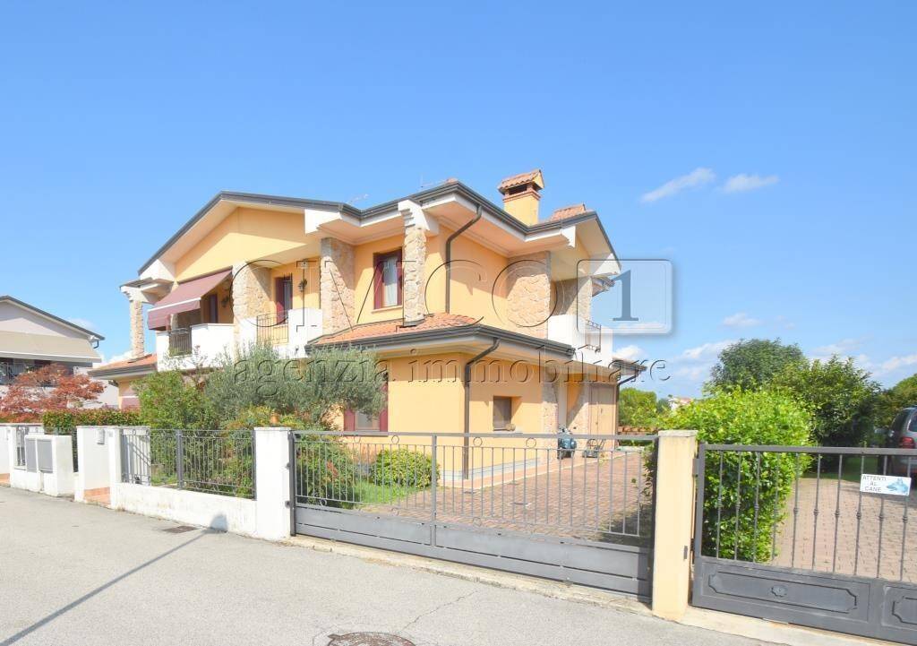 Villa in vendita a Camisano Vicentino