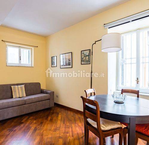 Appartamento in affitto a Napoli