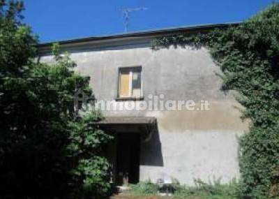 Villa in vendita a Quistello