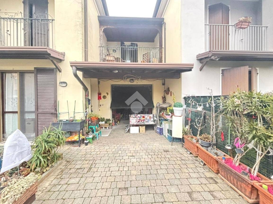 Villetta a schiera - foto 2