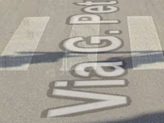 Apartment at auction via Giulio Petroni, Bari