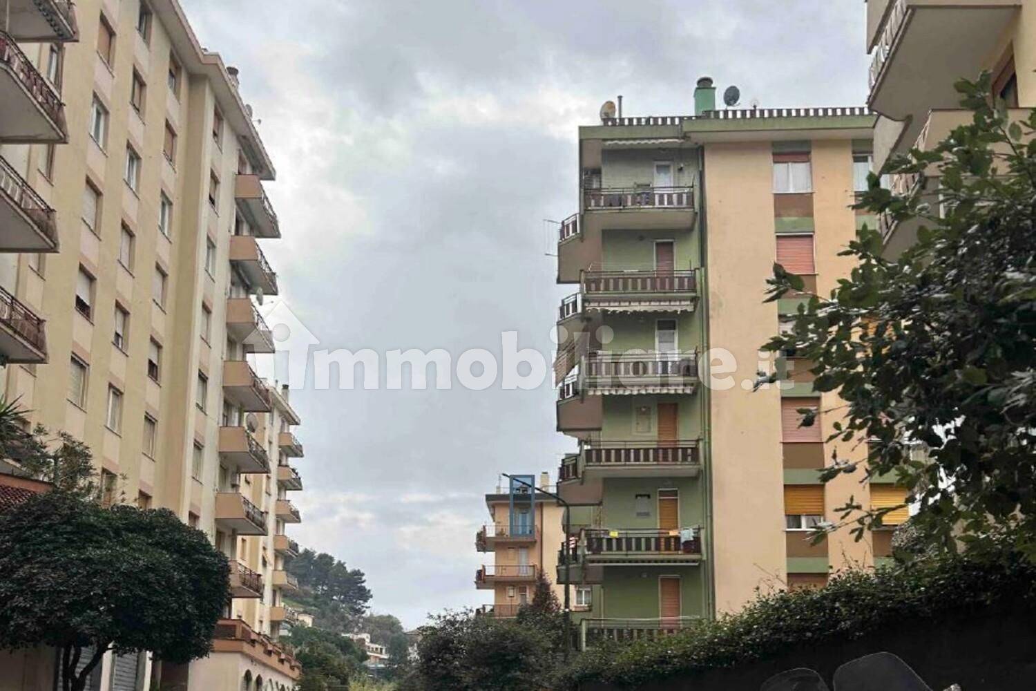 Appartamento in vendita a Genova