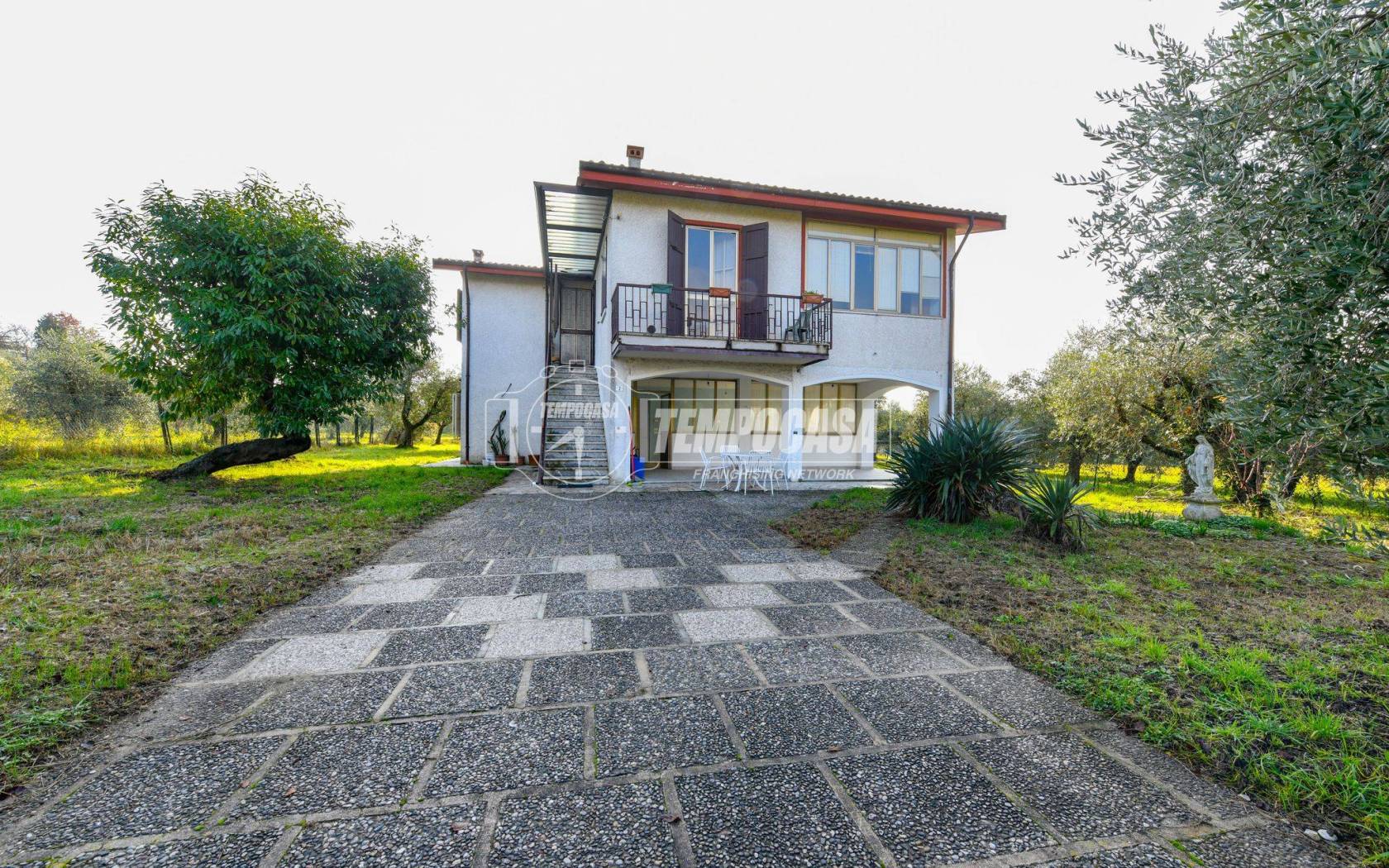 Villa in vendita a San Felice del Benaco
