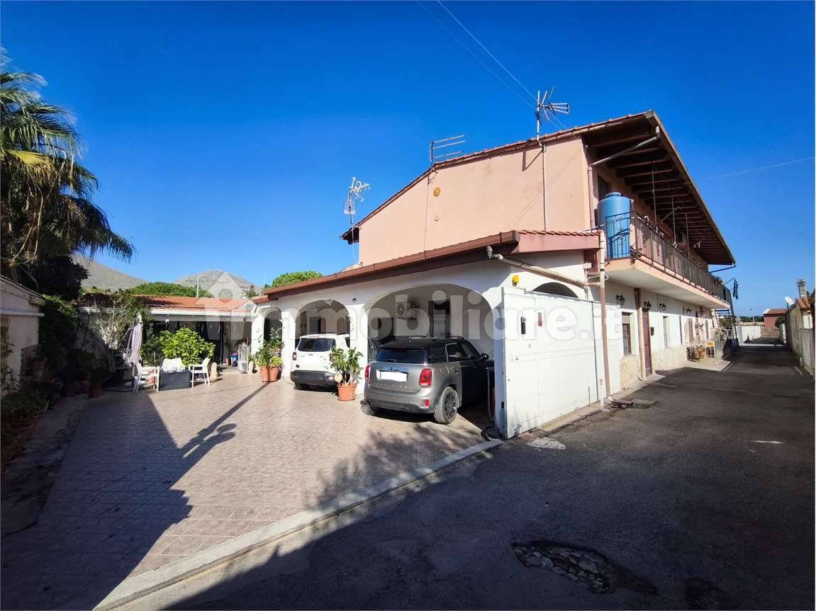 Villa in vendita a Palermo