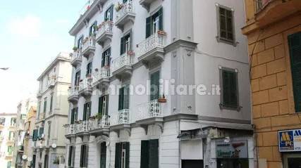 Appartamento in affitto a Napoli