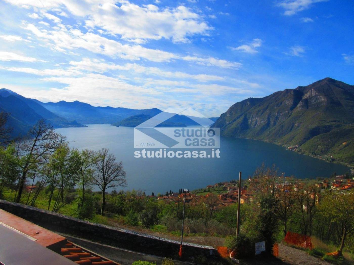 Appartamento in vendita a Solto Collina