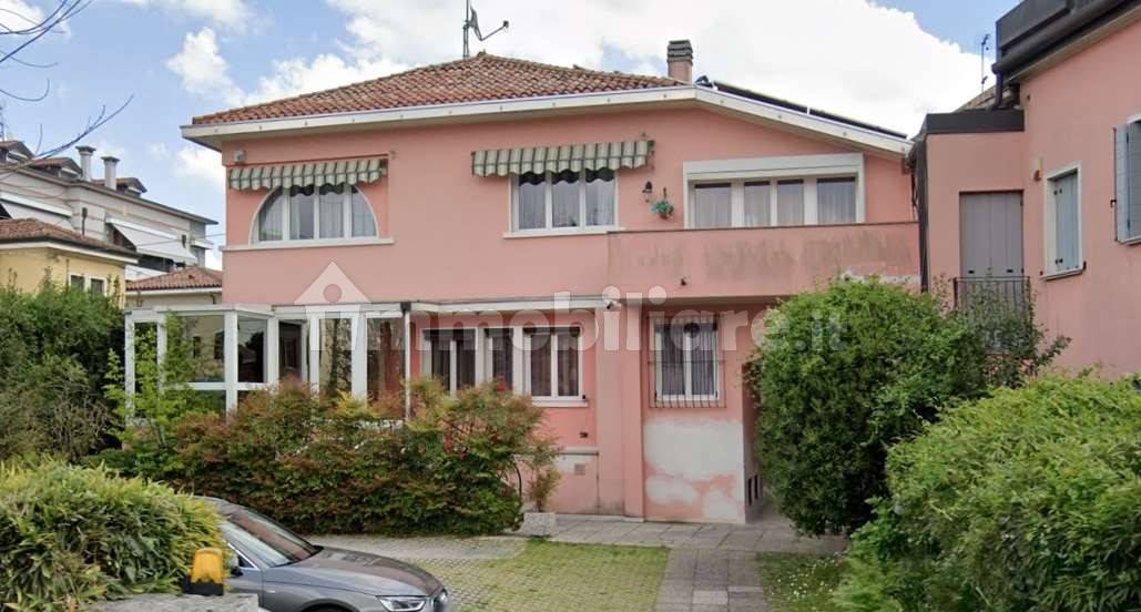 Appartamento in vendita a Padova