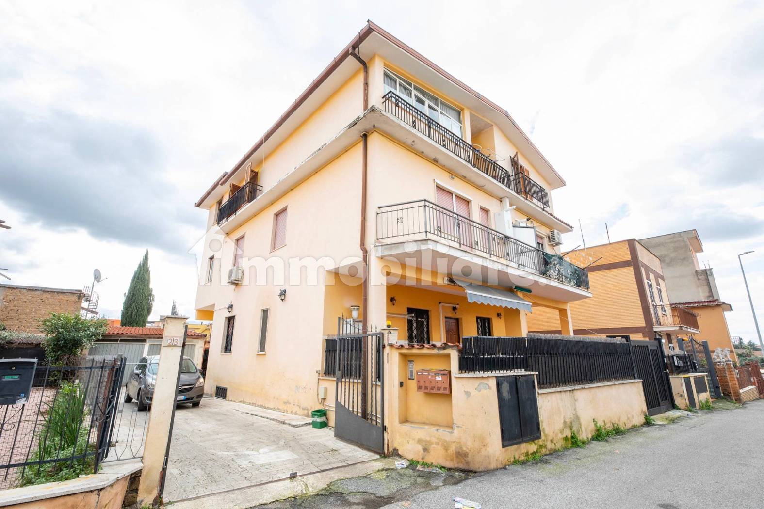 Appartamento in vendita a Roma