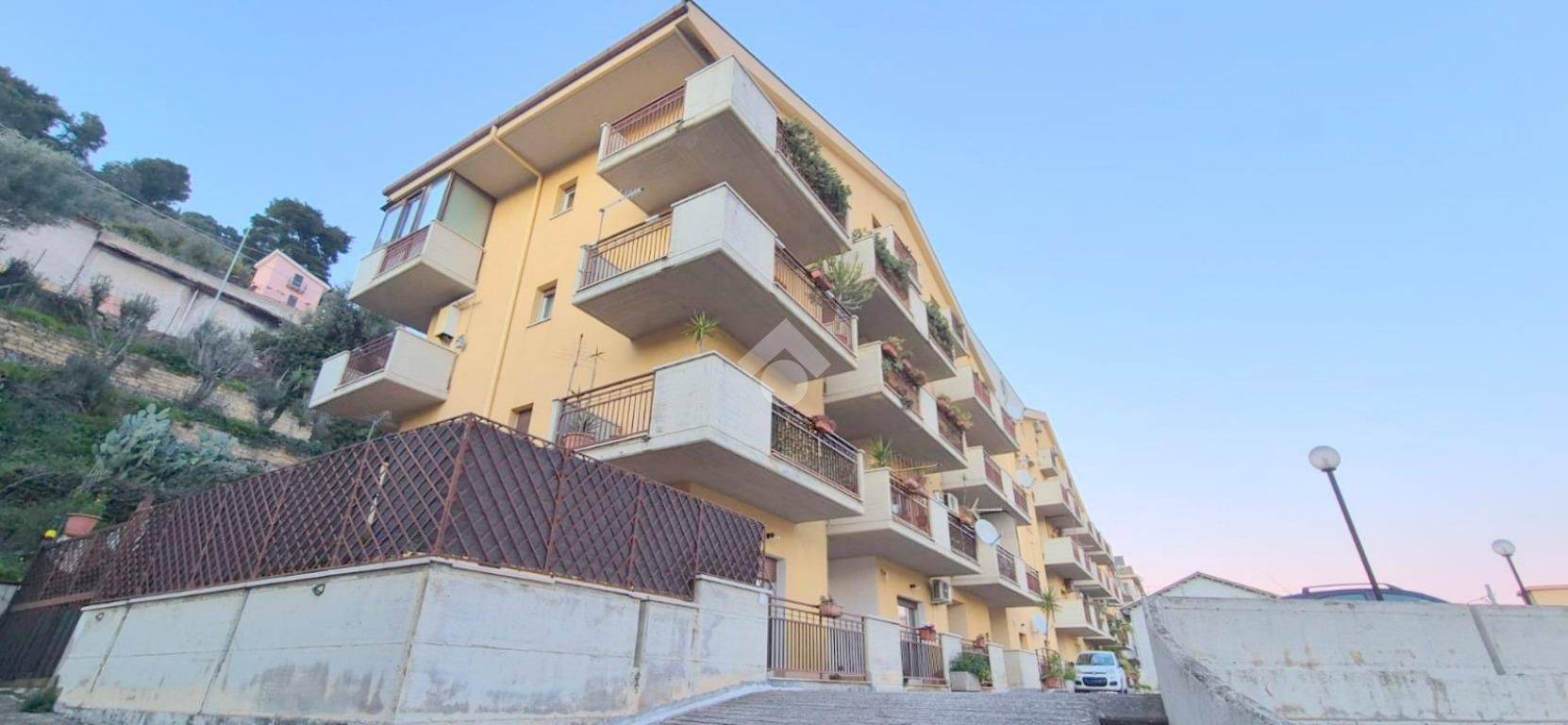 Appartamento in vendita a Monreale