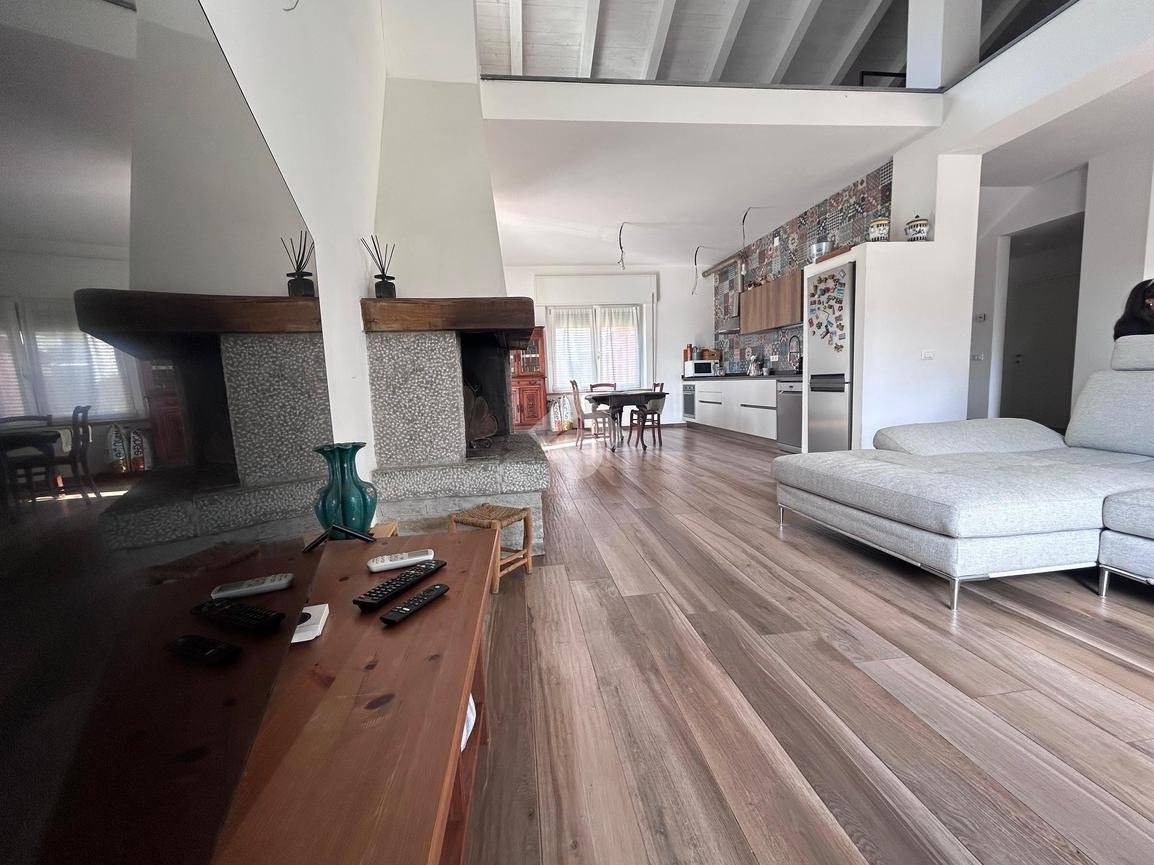 Appartamento in vendita a Ameglia