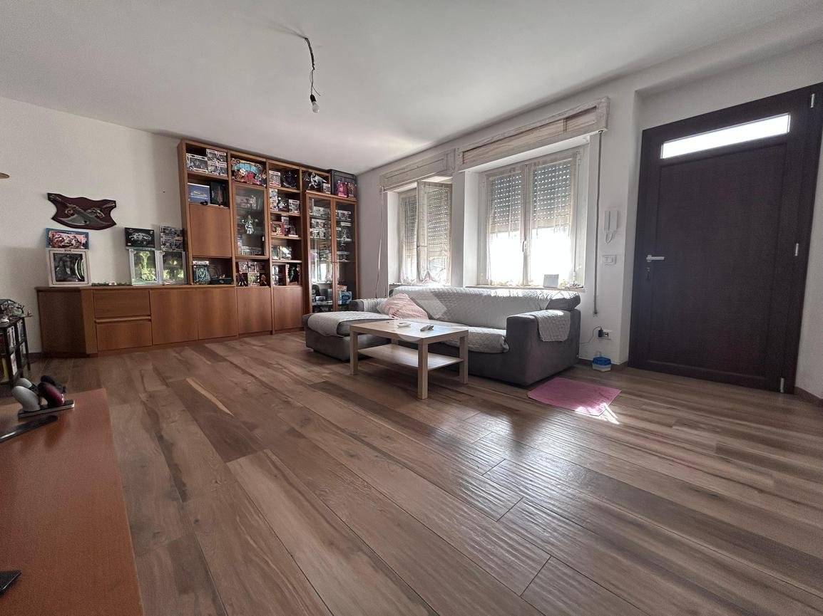 Appartamento in vendita a Ameglia