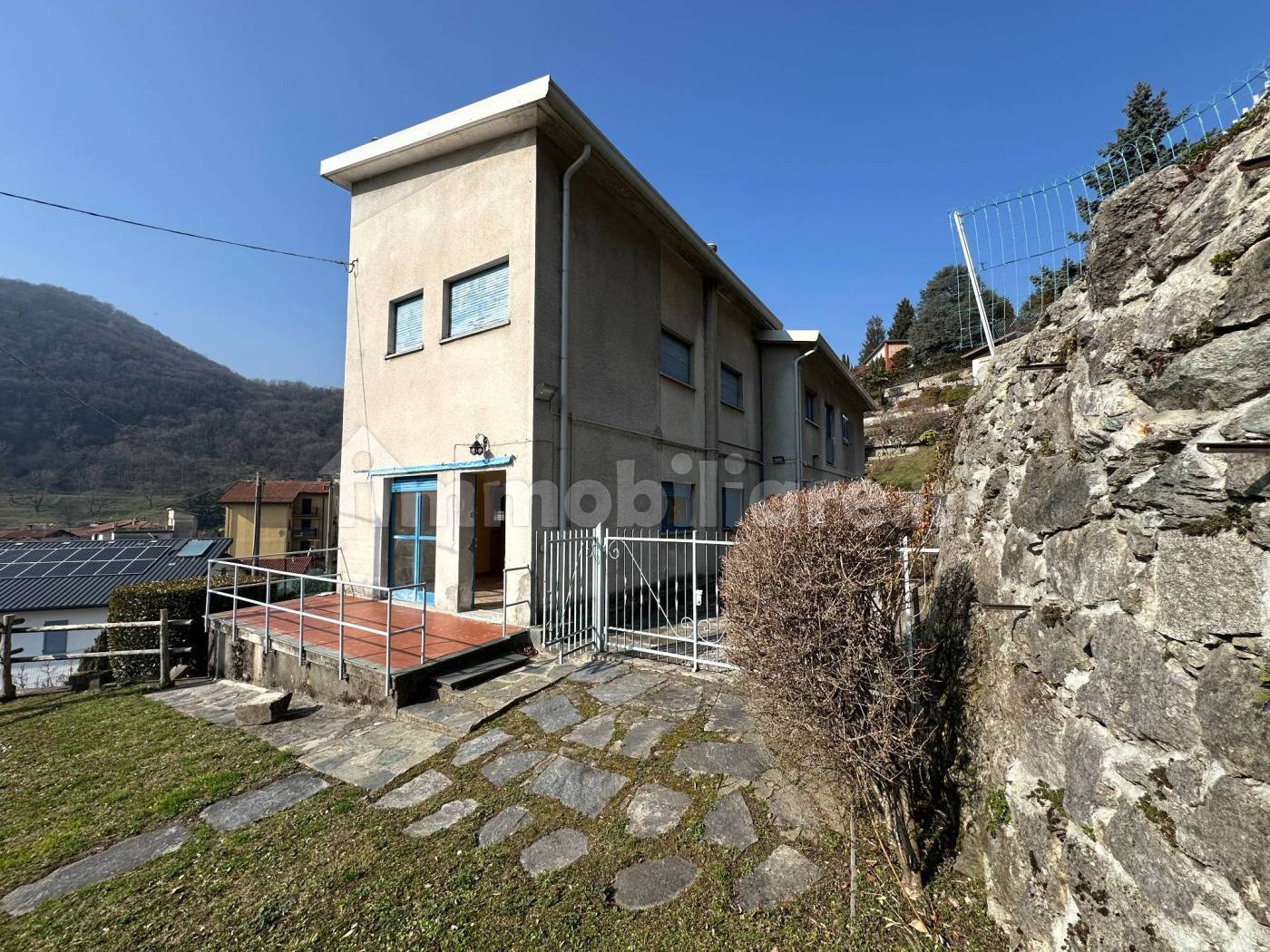 Appartamento in vendita a Asso