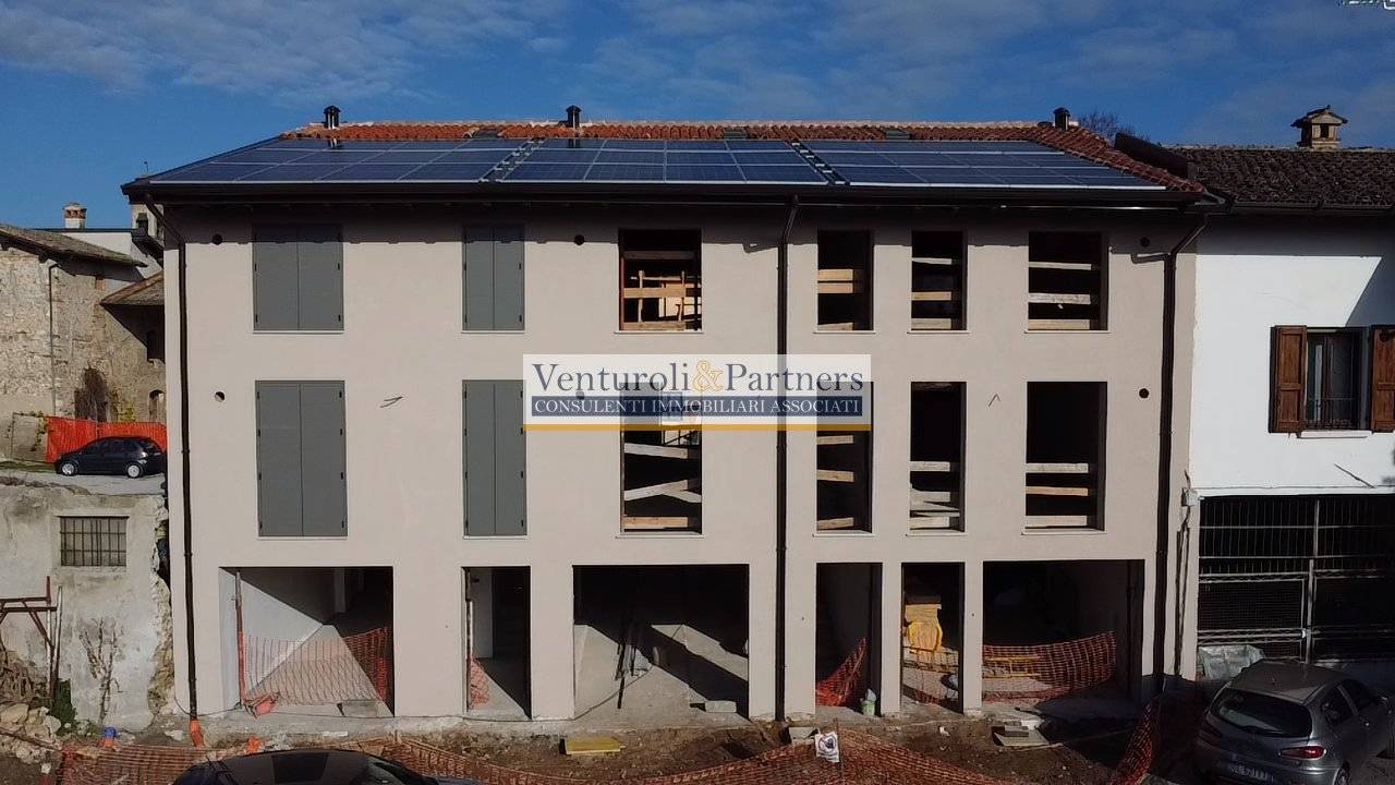 Appartamento in vendita a Lonato del Garda