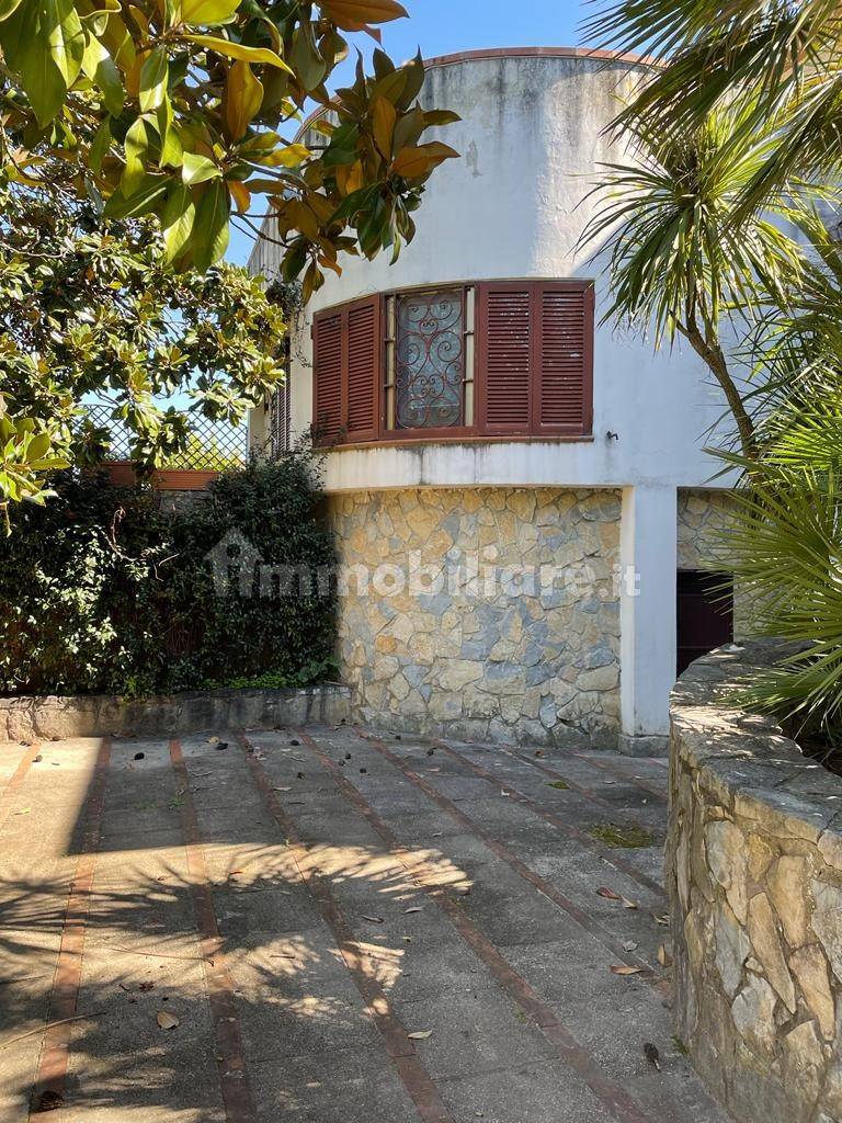 Villa in vendita a Salerno