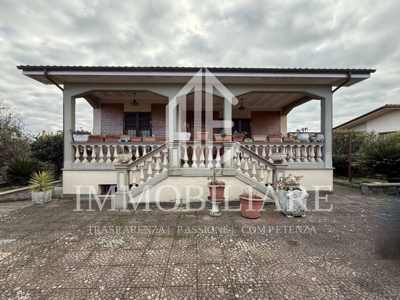 Villa in vendita a Lariano