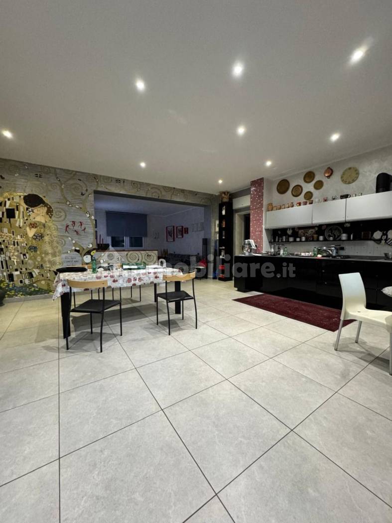 Appartamento in vendita a Curtatone