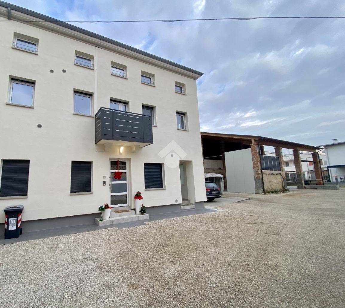 Appartamento in vendita a Isola Vicentina