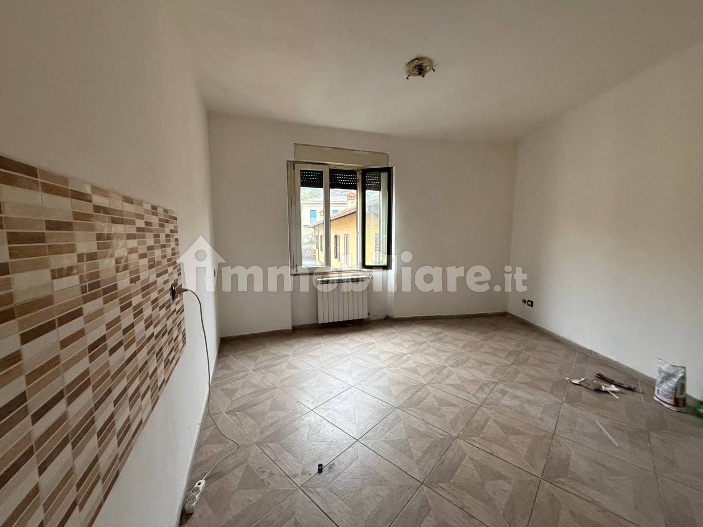 Appartamento in vendita a Carugo