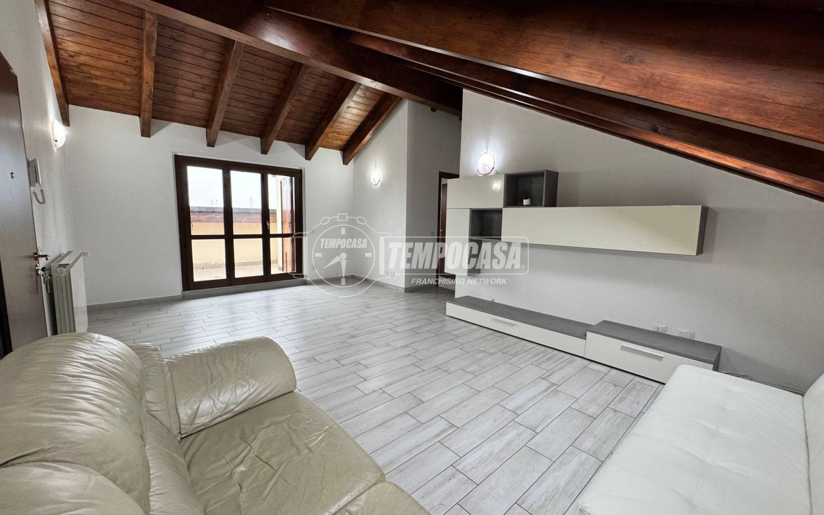 Appartamento in vendita a Ossona