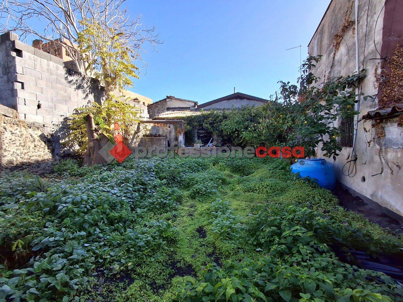 Casa indipendente in vendita a Catania