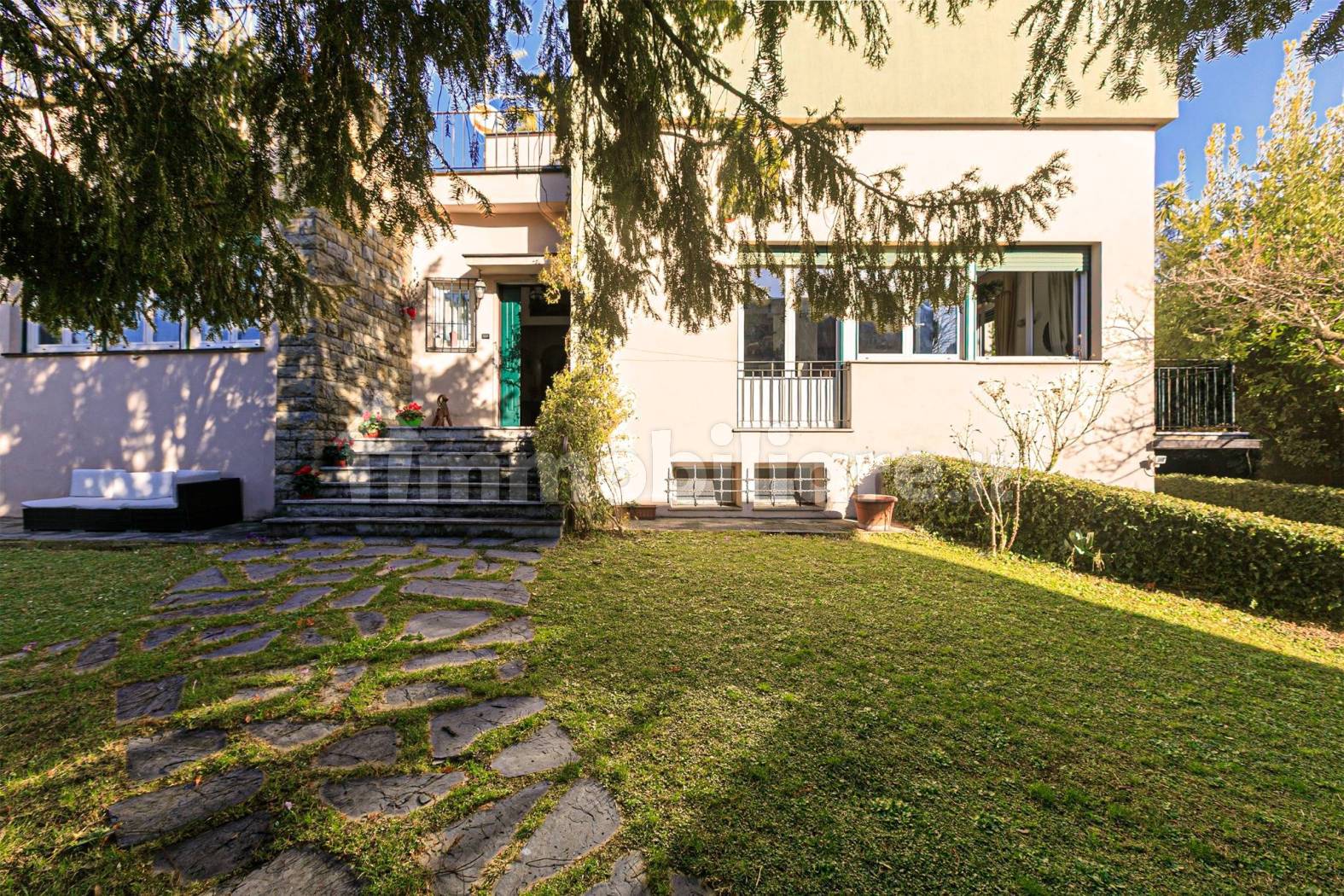 Villa in vendita a Genova