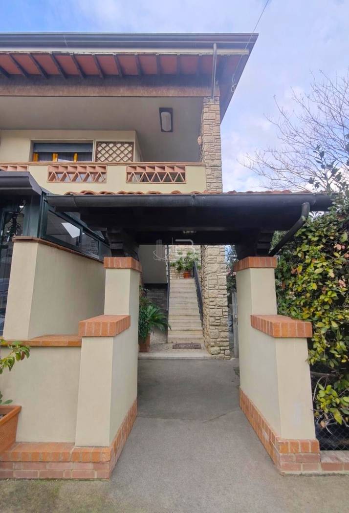 Villa in vendita a Pietrasanta