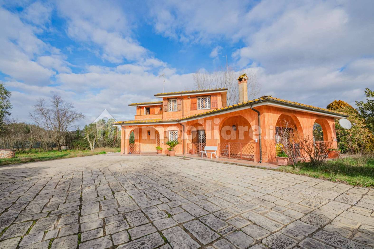 Villa in vendita a Campagnano di Roma