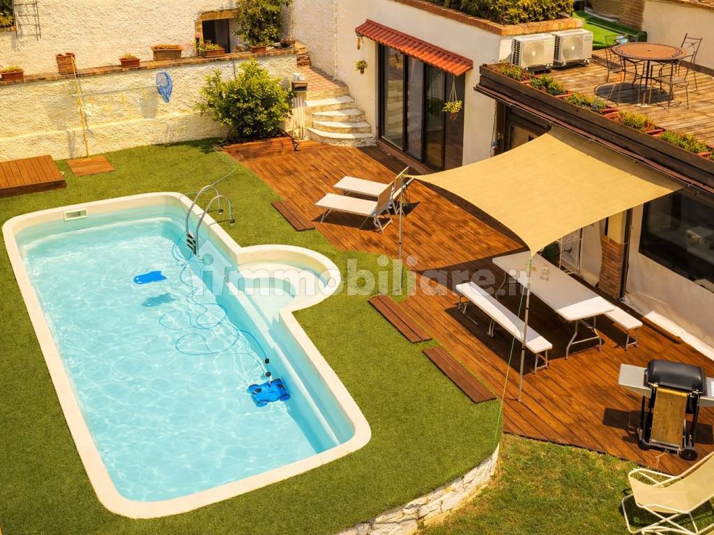 Piscina
