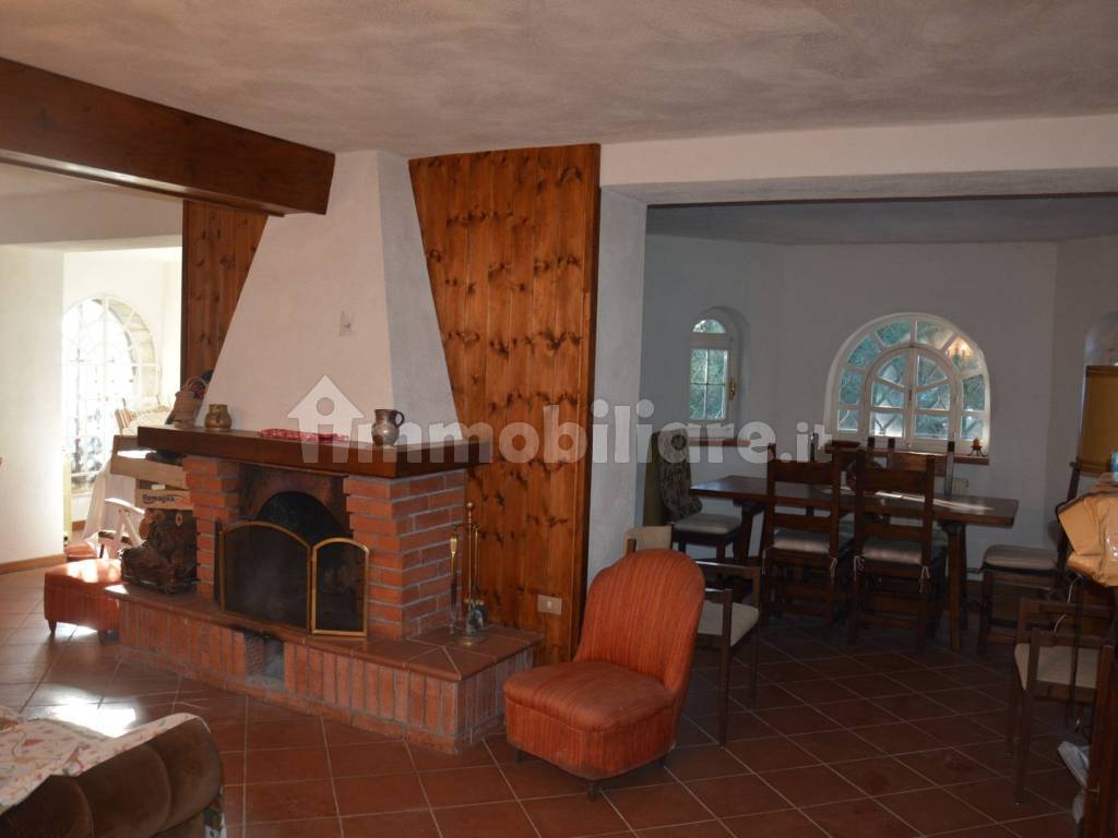 Salone
