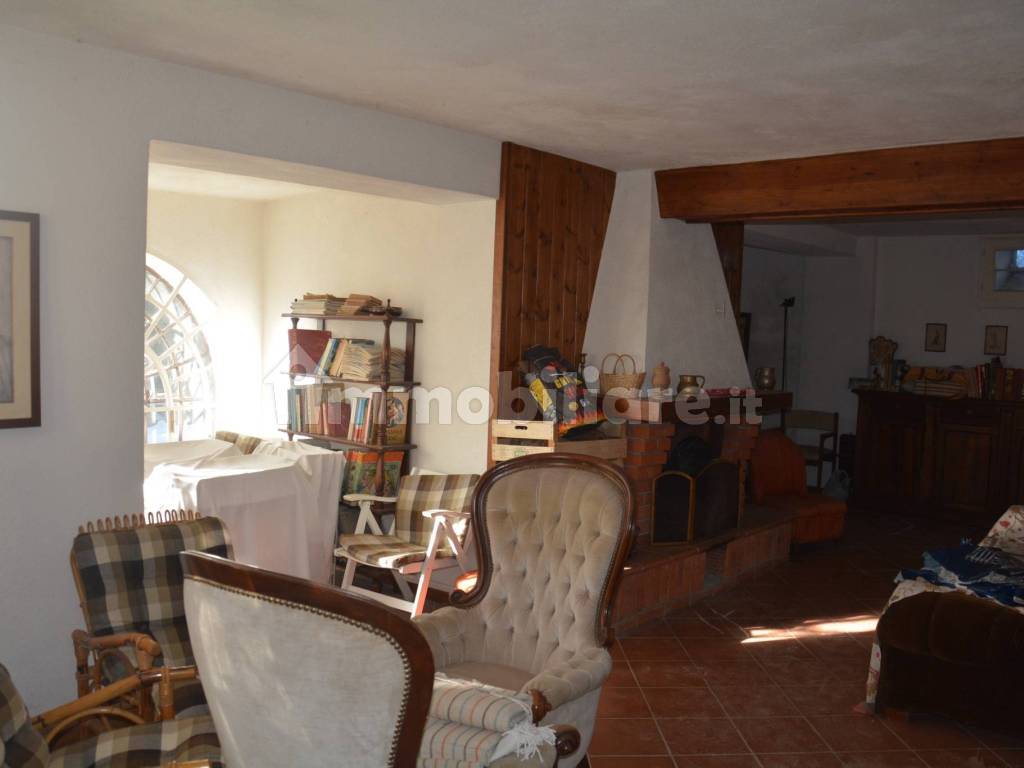 Salone