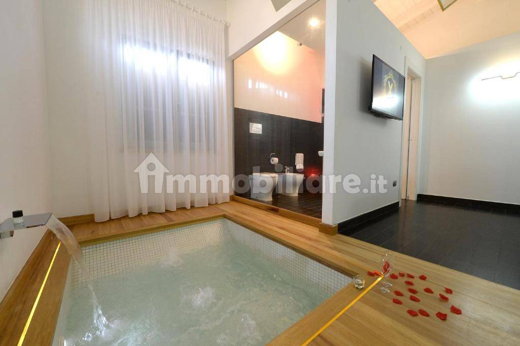 Palazzo - Edificio - foto 2