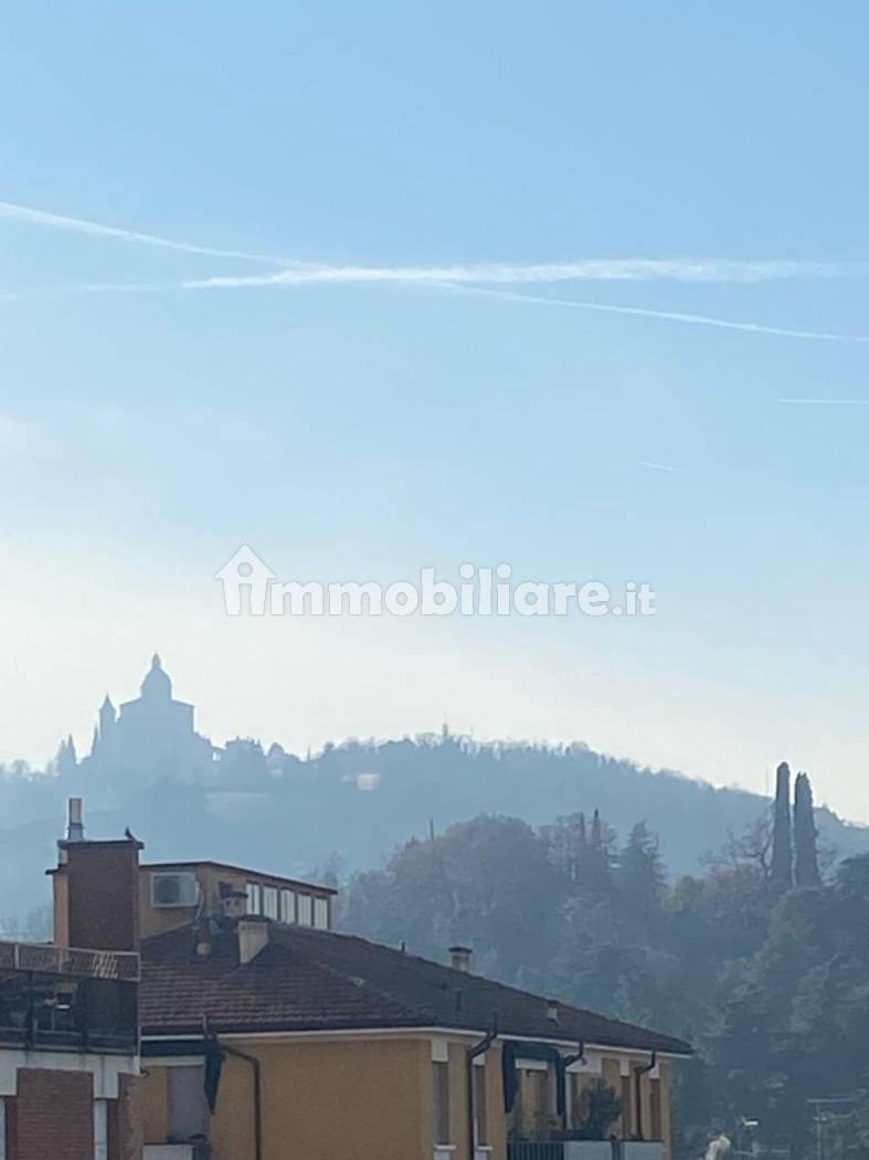 Appartamento in affitto a Bologna