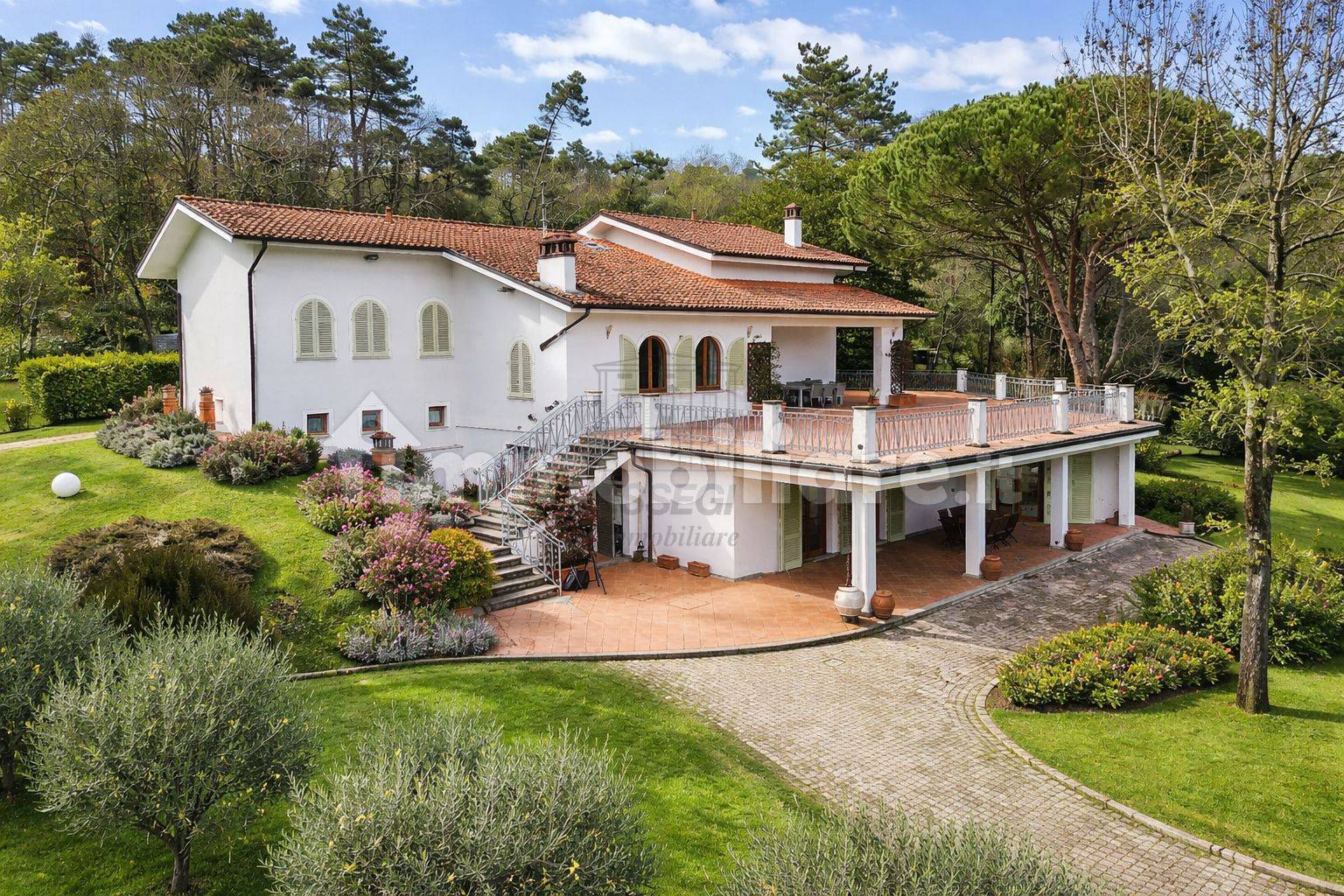 Villa in vendita a Lucca