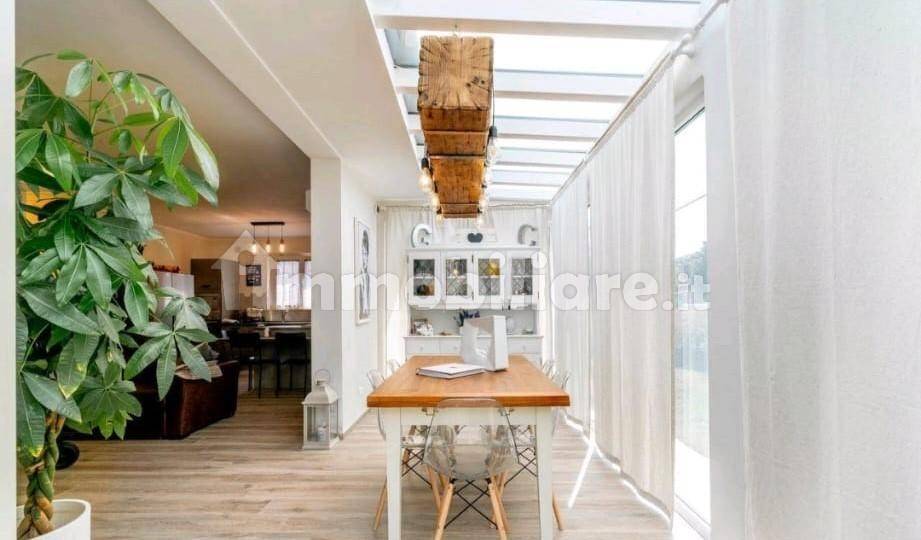 Villa in vendita a Massa