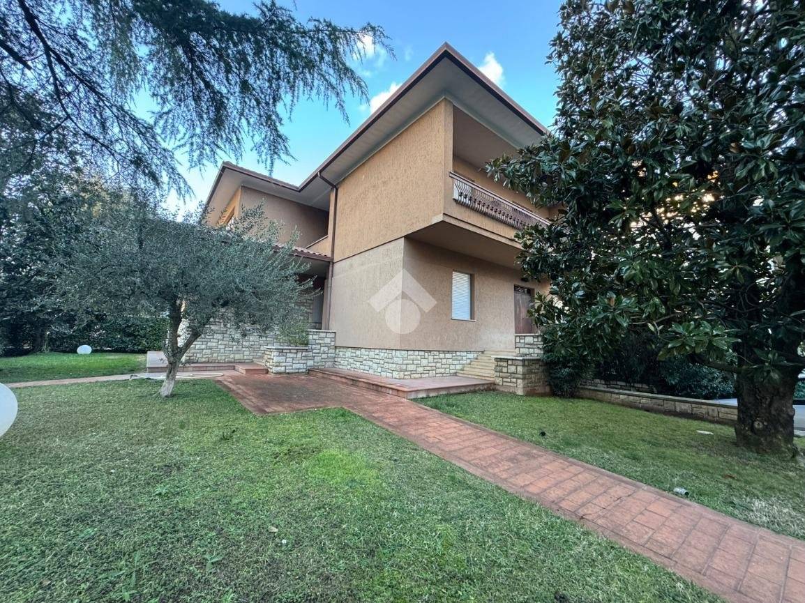 Villa in vendita a Assisi