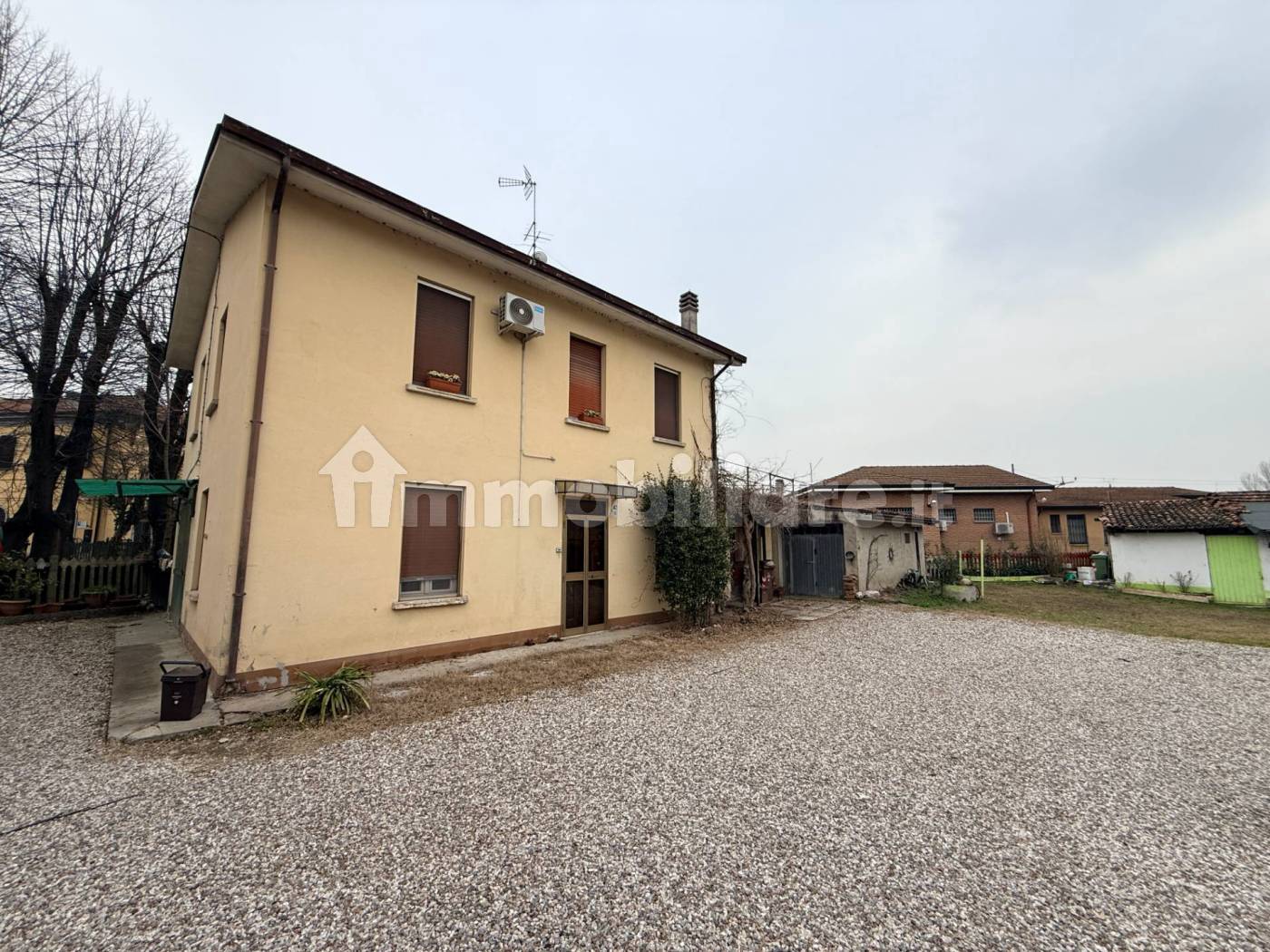 Casa indipendente in vendita a Poggio Rusco