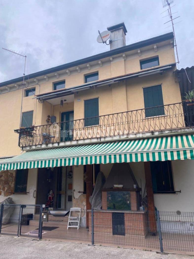 Villa in vendita a Gazzo