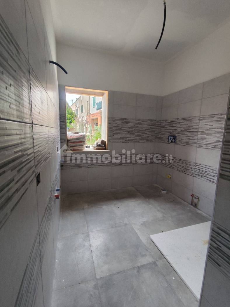 Appartamento in vendita a Guidonia Montecelio