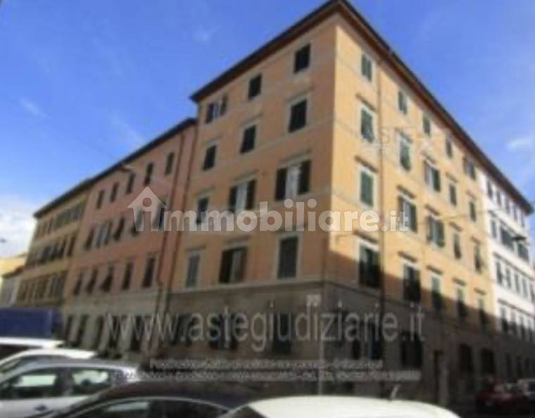 Appartamento in vendita a Livorno