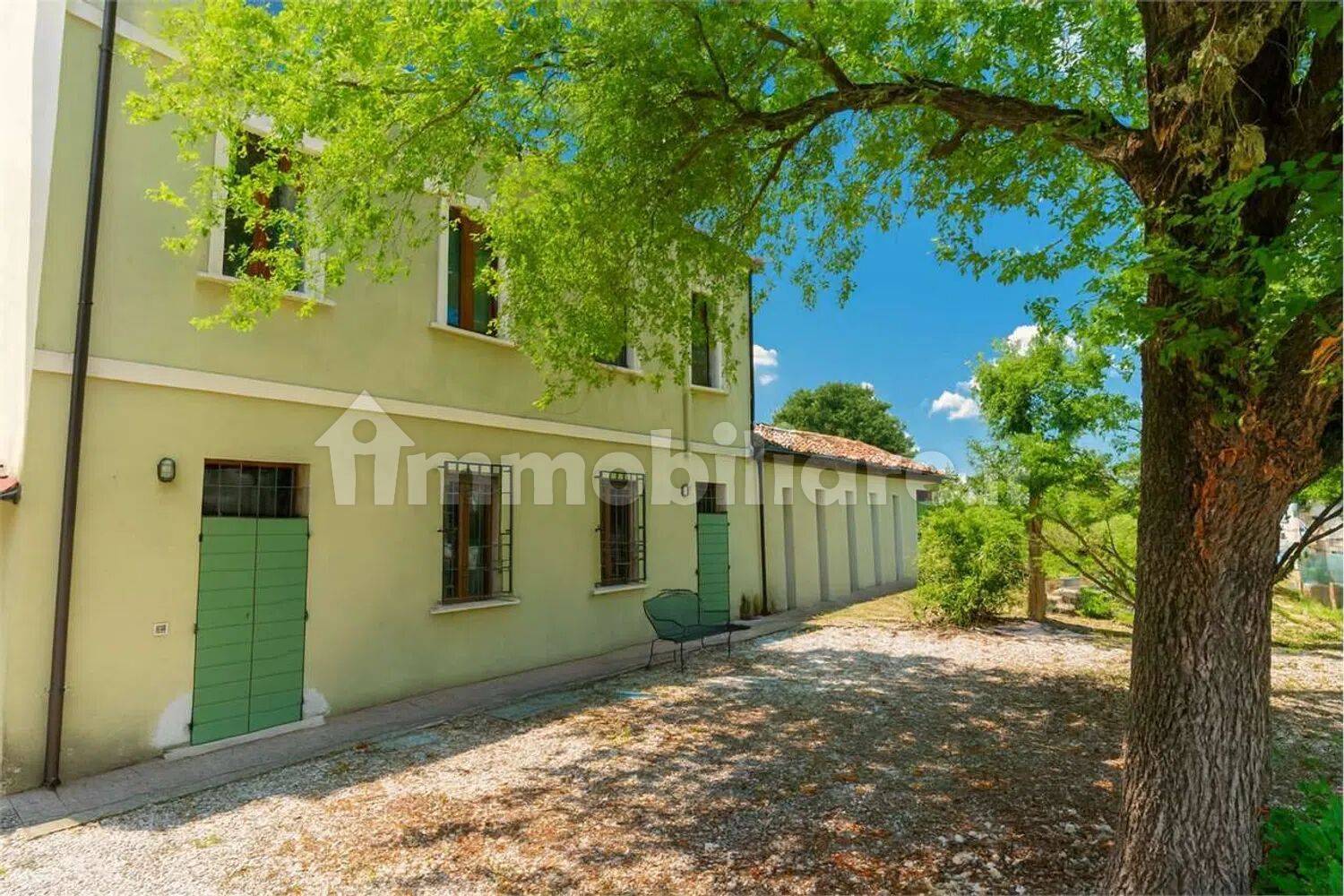 Villa in vendita a Porto Mantovano