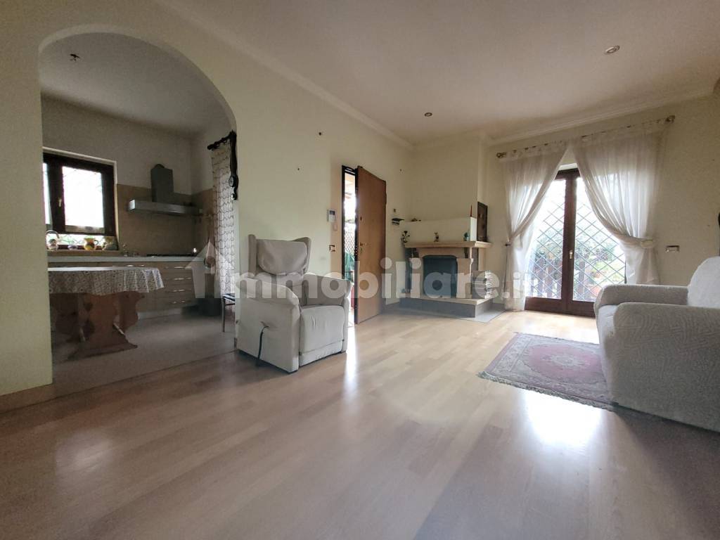 Salone